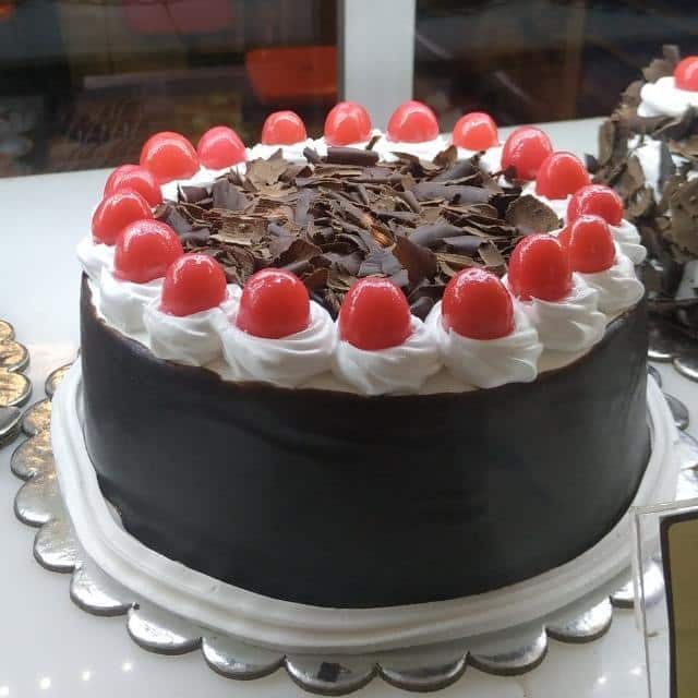 Crazy 4 Cakes in Salt Lake Sector 1,Kolkata - Best Cake Shops in Kolkata -  Justdial