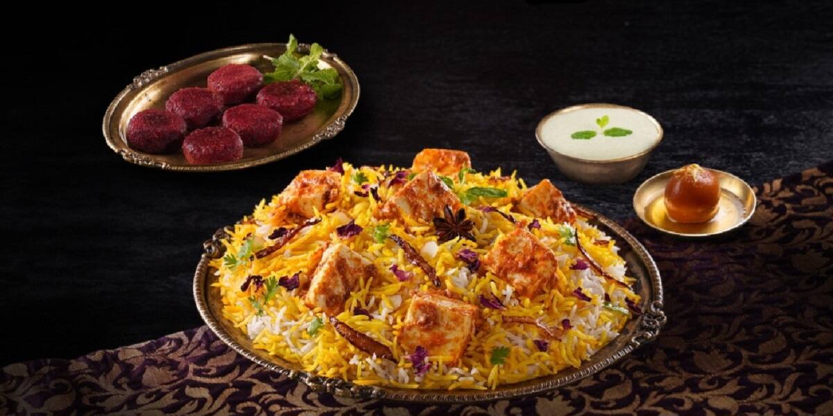 places to eat in Gopalapatnam and NAD Junction