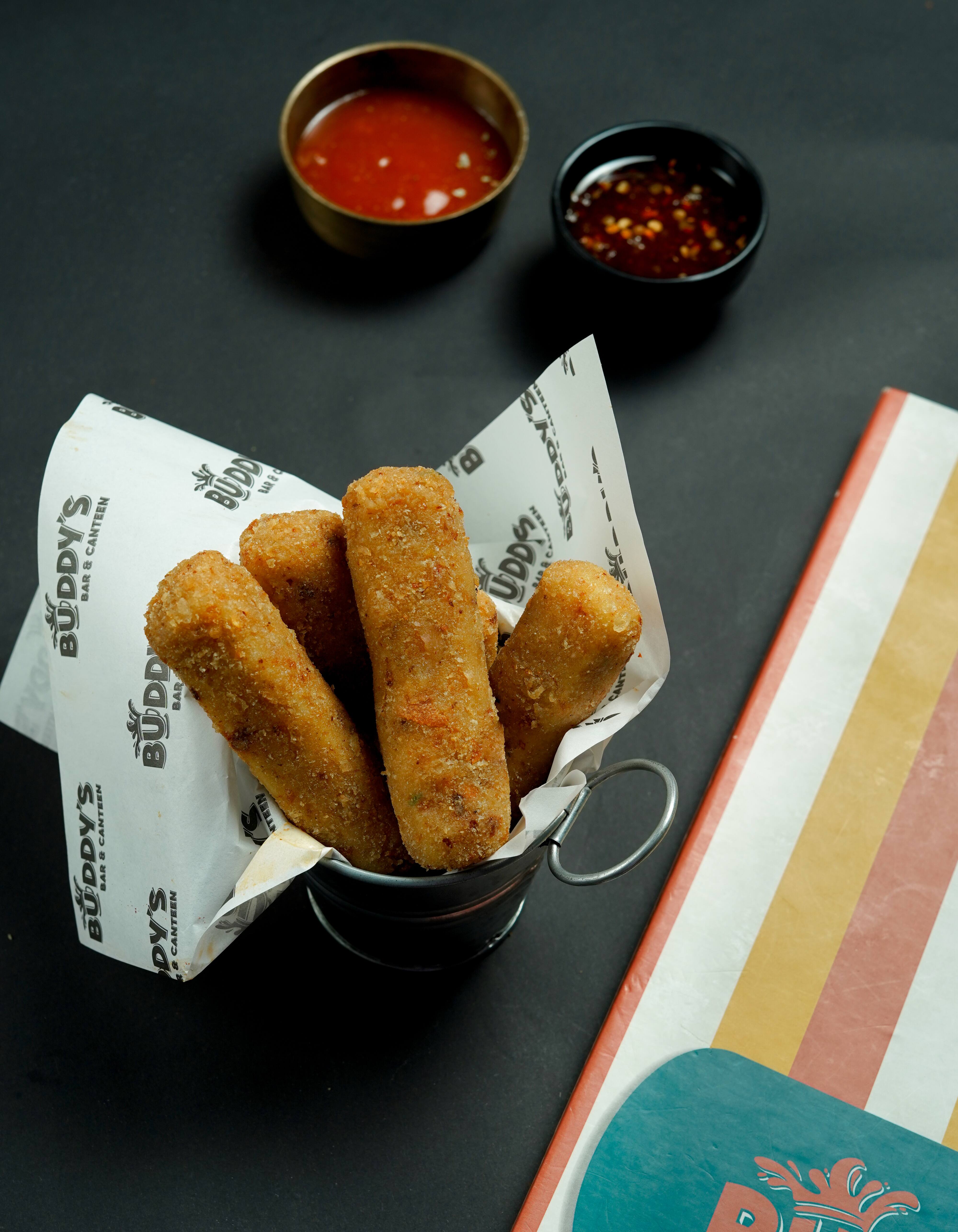 Book table and online reservation at Buddy's Bar And Canteen, Malad