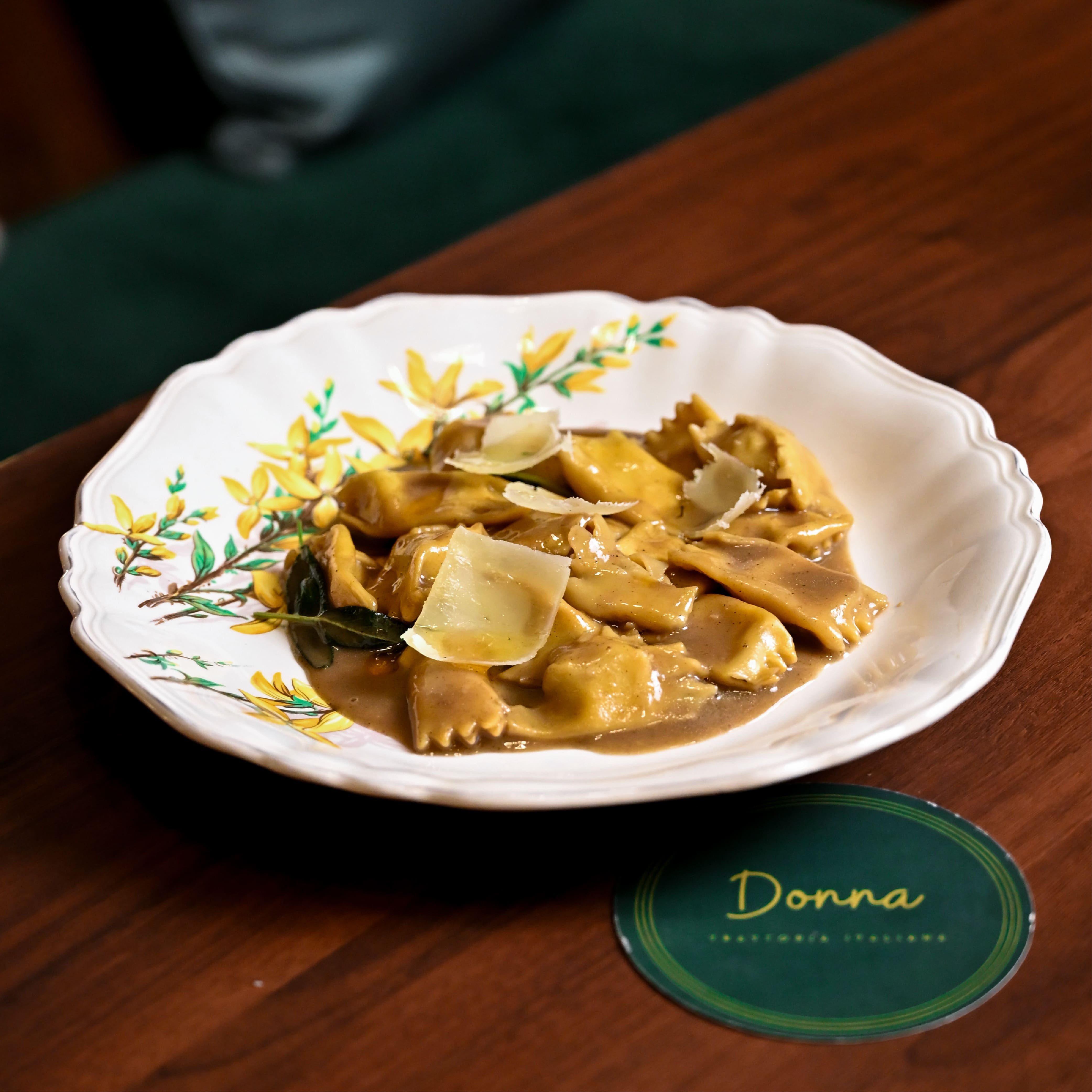 italian restaurants near me, italian food, italian restaurants, italian food near me, italian near me, pasta, pasta near me, carbonara, italian fine dining, date night restaurants - Donna Cucina - img2