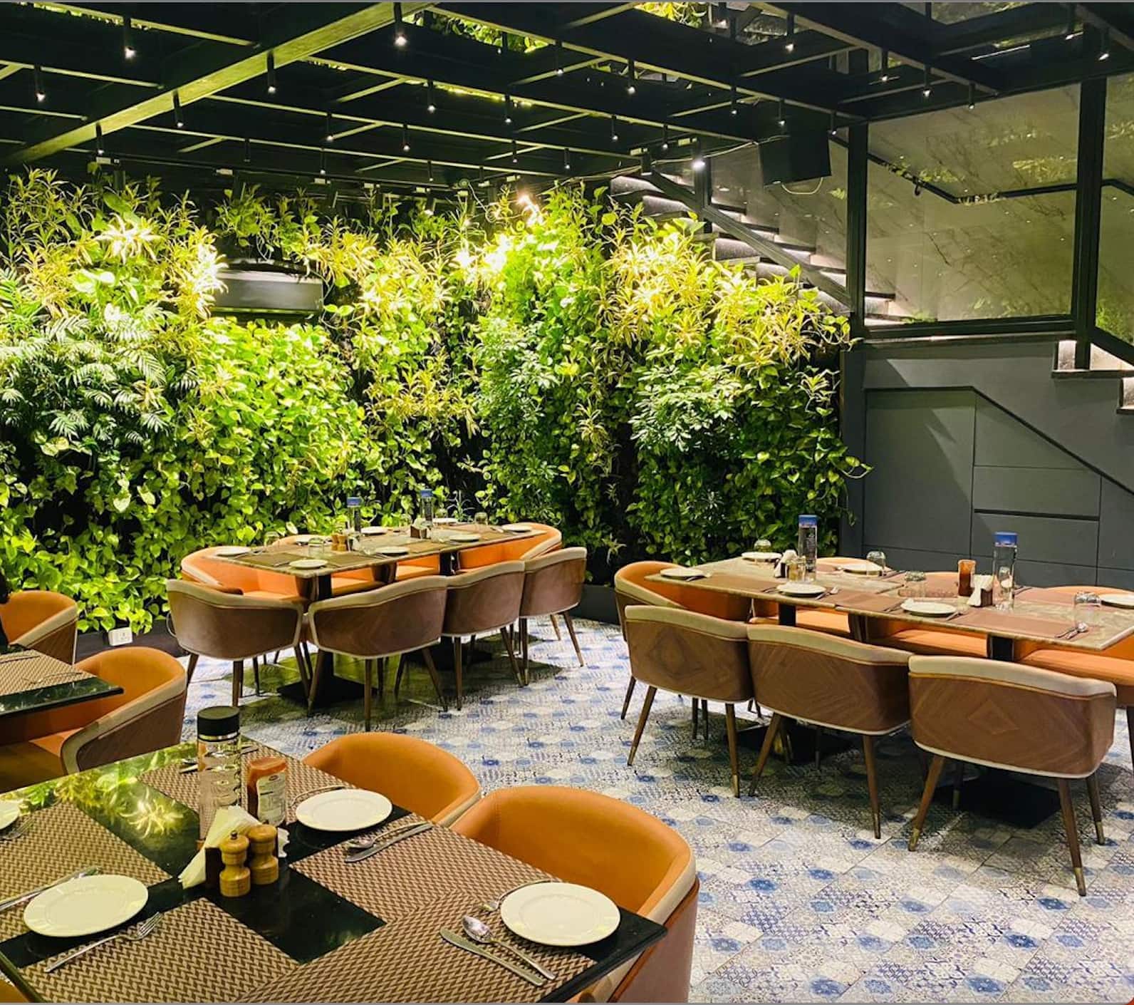 family restaurants, family dining, family-friendly restaurants - Cafe De Leila - img3