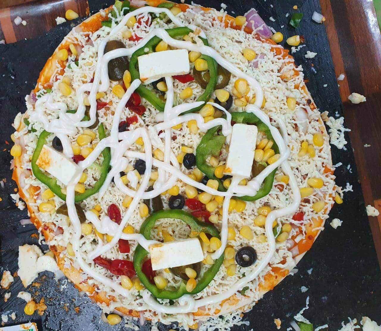ZZZ Pizza image