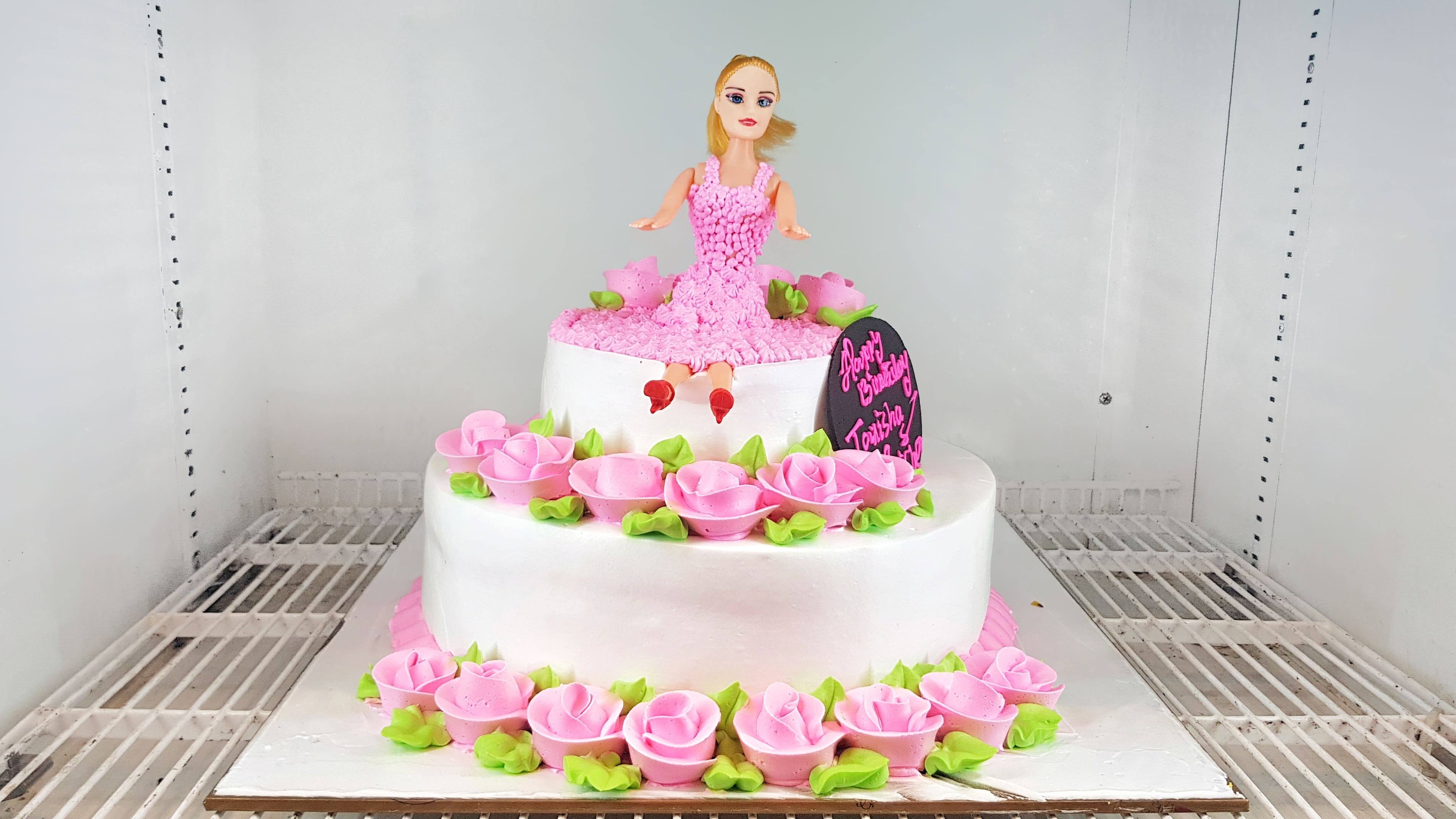 Barbie doll best sale cake monginis