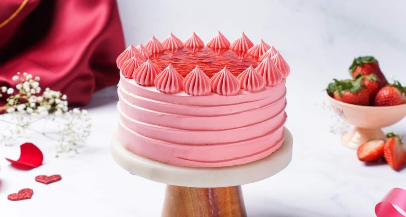 Red Velvet Cake at Rs 700/kg | लाल वेलवेट क्रीम केक in Hosur | ID:  23495643897