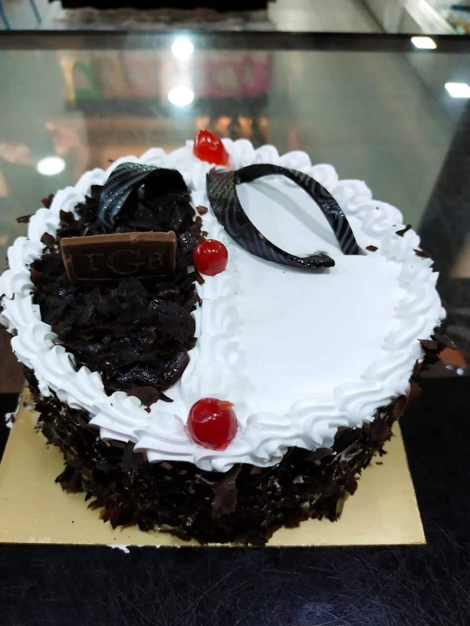 5 Best Cake shops in Ahmedabad, GJ - 5BestINcity.com