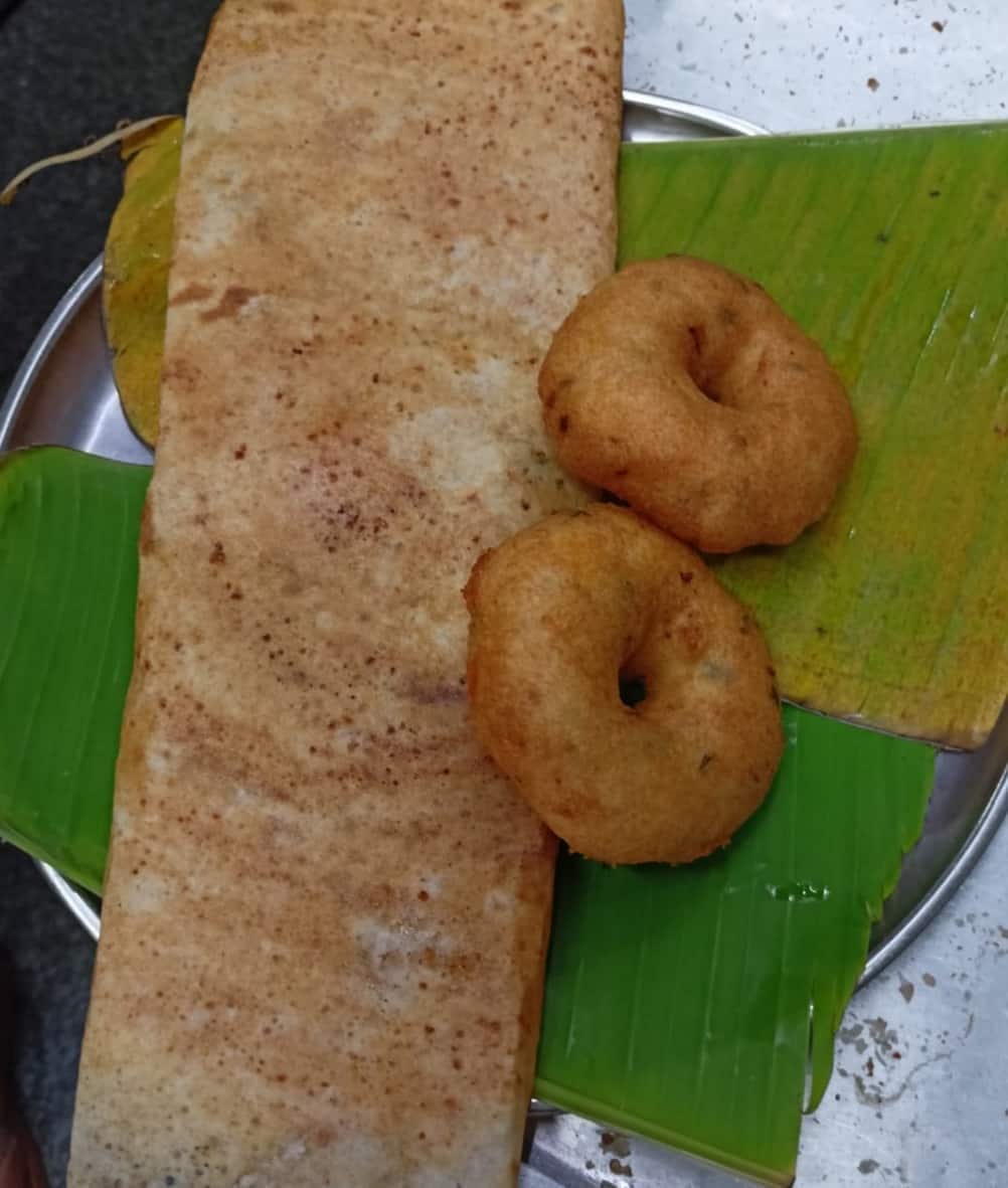 DOES VANDE BHARAT EXPRESS PROVIDE FOOD visual data 2