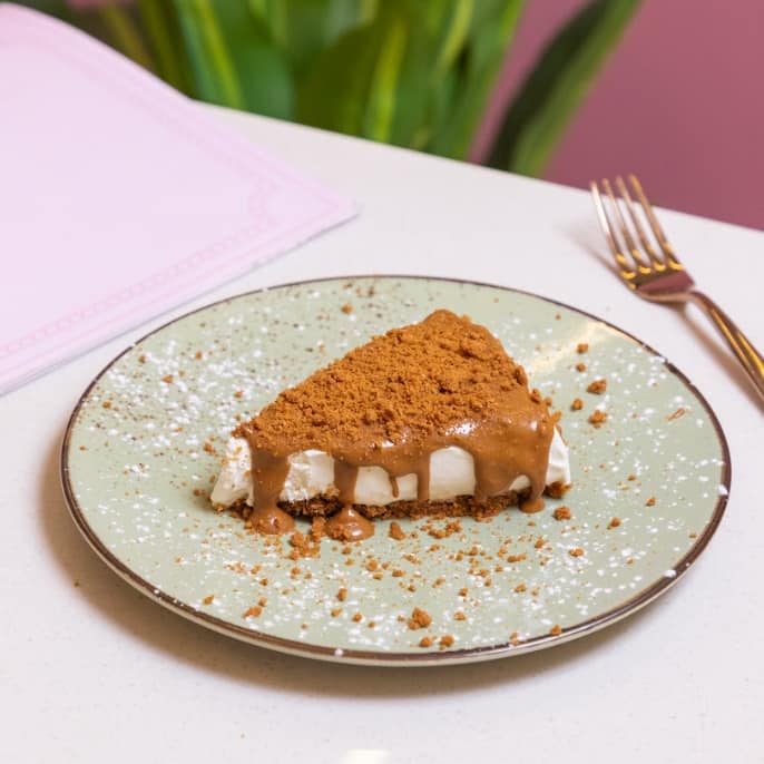 aesthetic cafes, cafes near me, coffee shops near me, best cafes near me, cute cafes near me - The Messy Door Cafe - img2