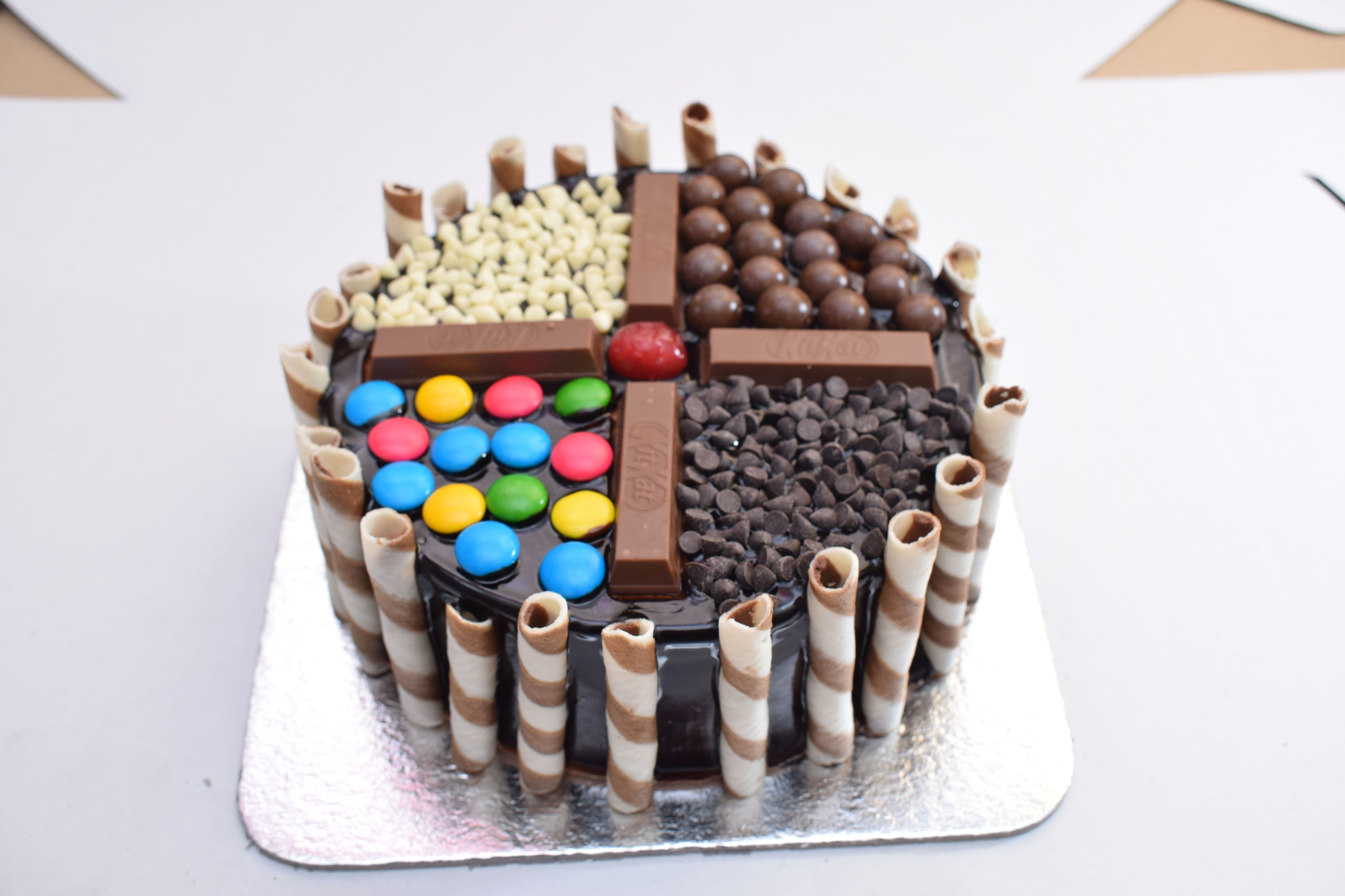 Discover 151+ birthday cake online vadodara latest in.eteachers
