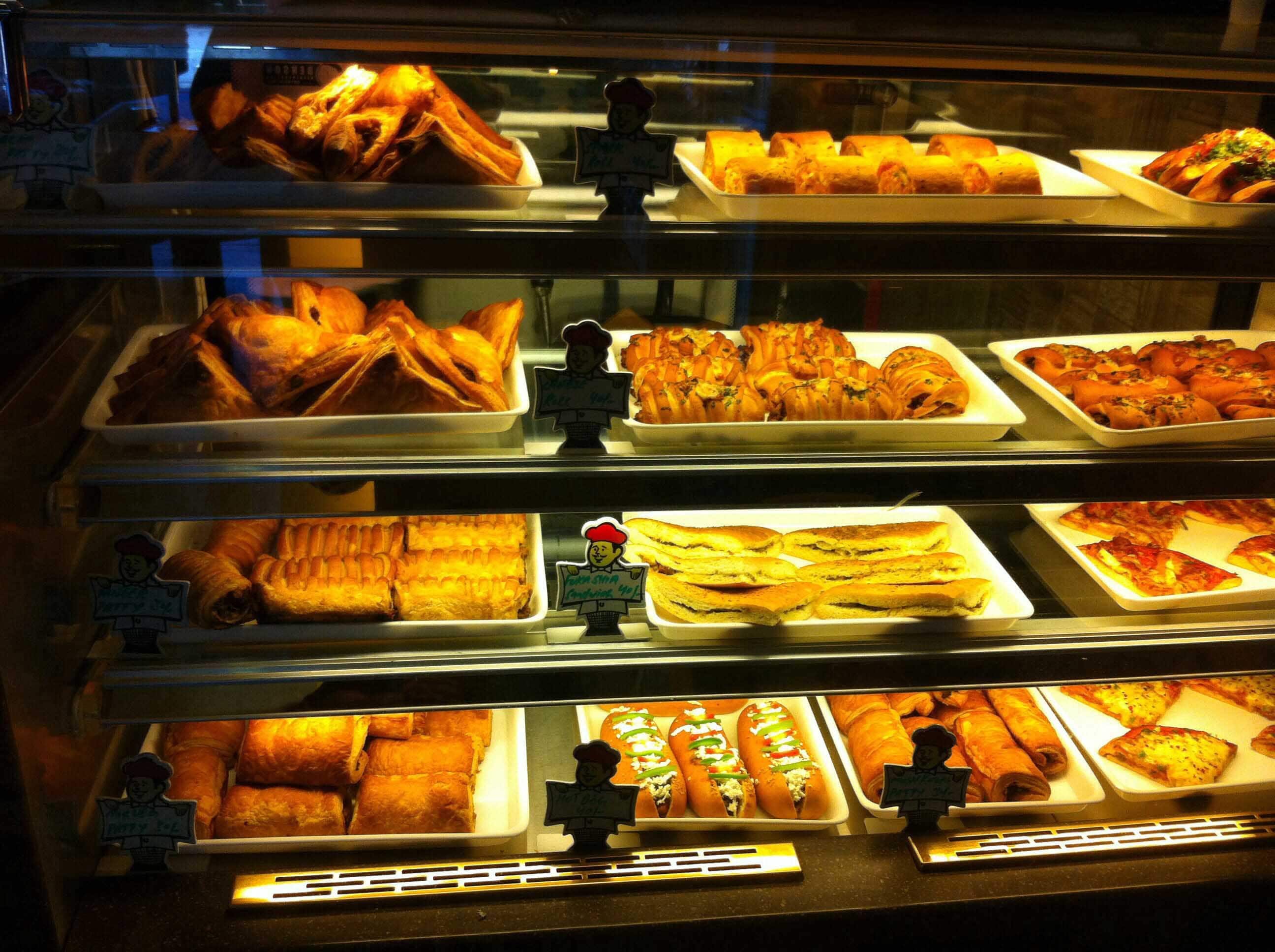 Hot Breads Cake Shop, Bakery & Restaurant - Bakery in Ludhiana, India |  Top-Rated.Online