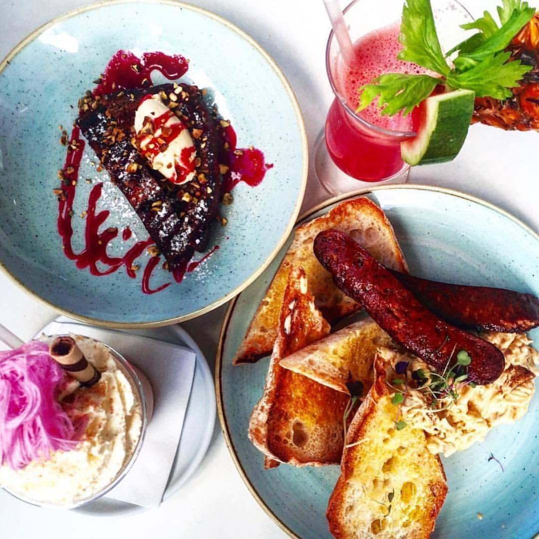 Ramekins Cafe Instagram Bruin Blog