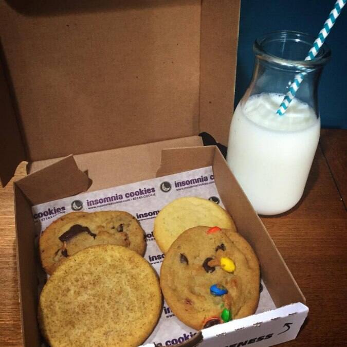 insomnia cookies menu calories