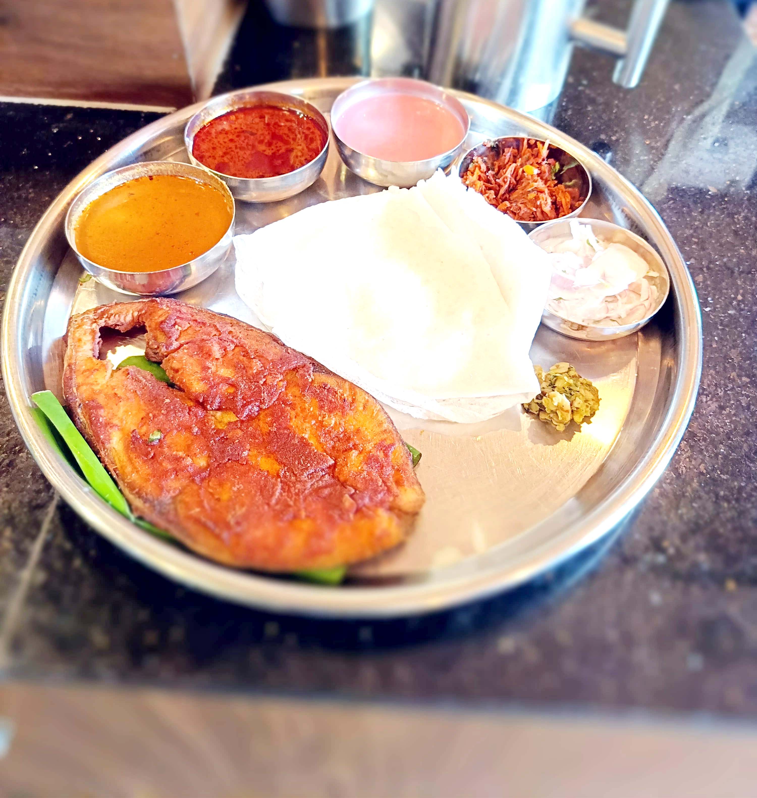 misal pav, puran poli, mutton thali, maharashtrian thali, kolhapuri thali - Maharashtra Lunch Home - img5