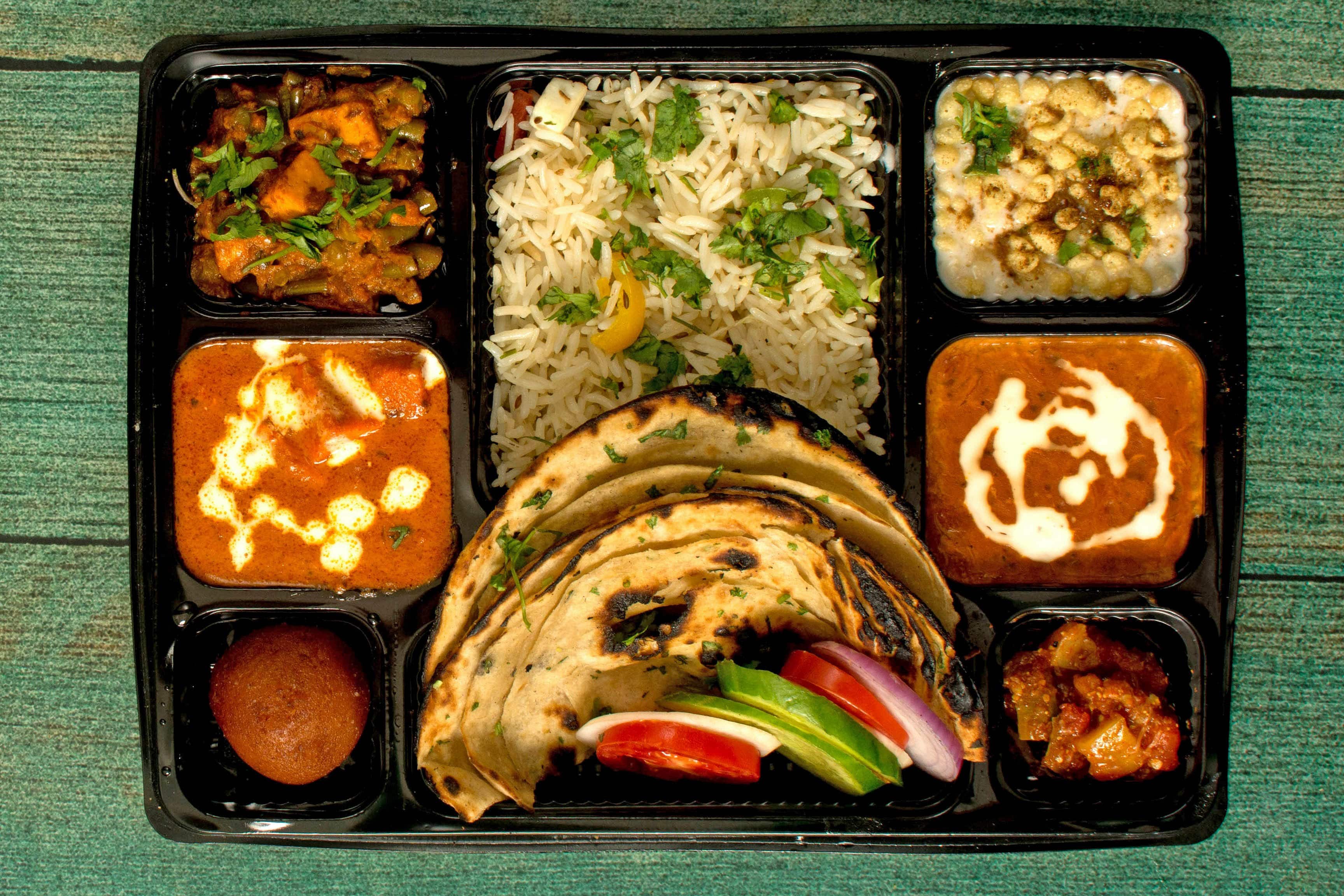 late night food, late night restaurants, midnight snacks, quick bites, fast food, street food, chaat, pani puri, pav bhaji, late night cafes - Punjabi Tadka Pure Veg Restaurant - img4