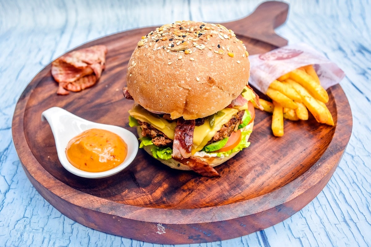 バーガー太郎 Burger Roarz | Sector 37, Chandigarh