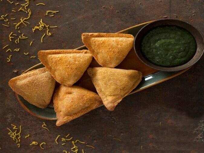 Samosa Singh