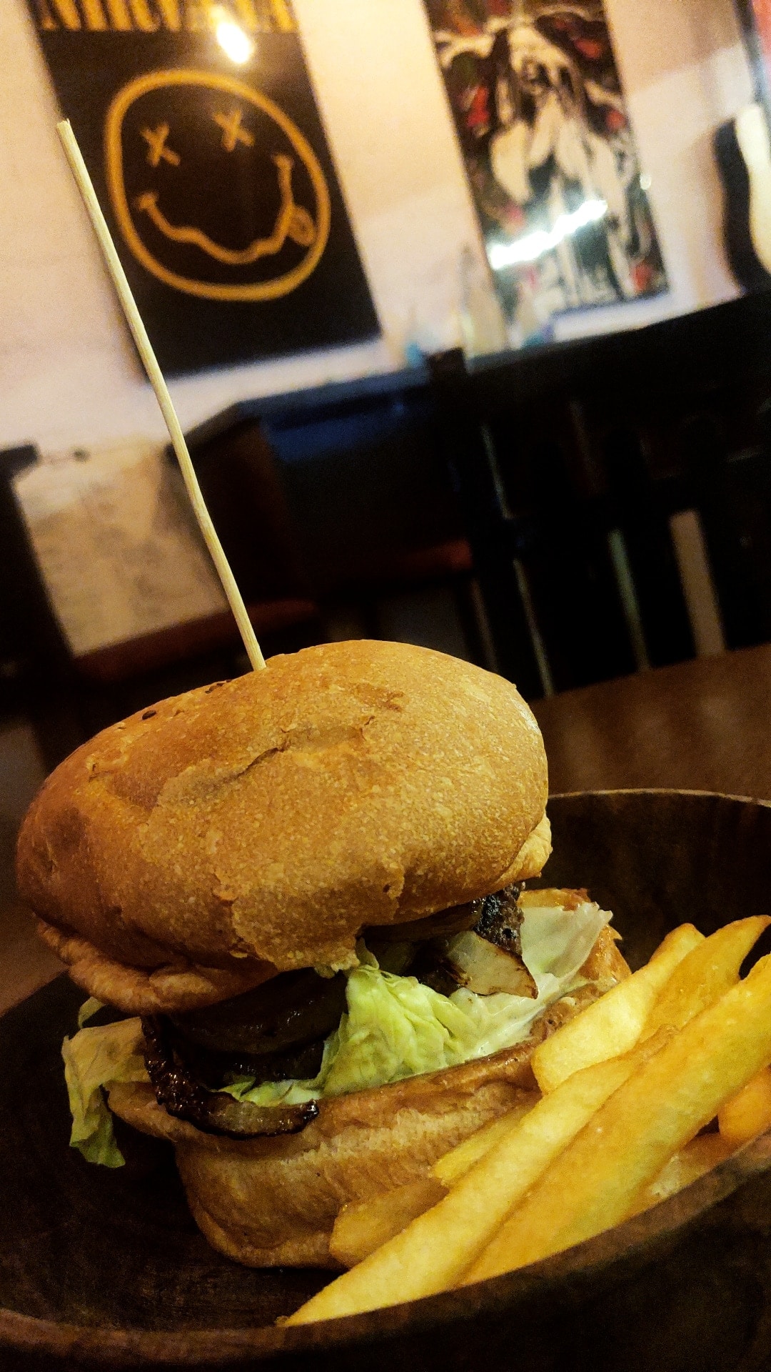 burger, burgers, burger joints, burger restaurants, gourmet burgers, smash burgers, chicken burgers, cheeseburgers, best burgers - The Fat Cat Kitchen - img2