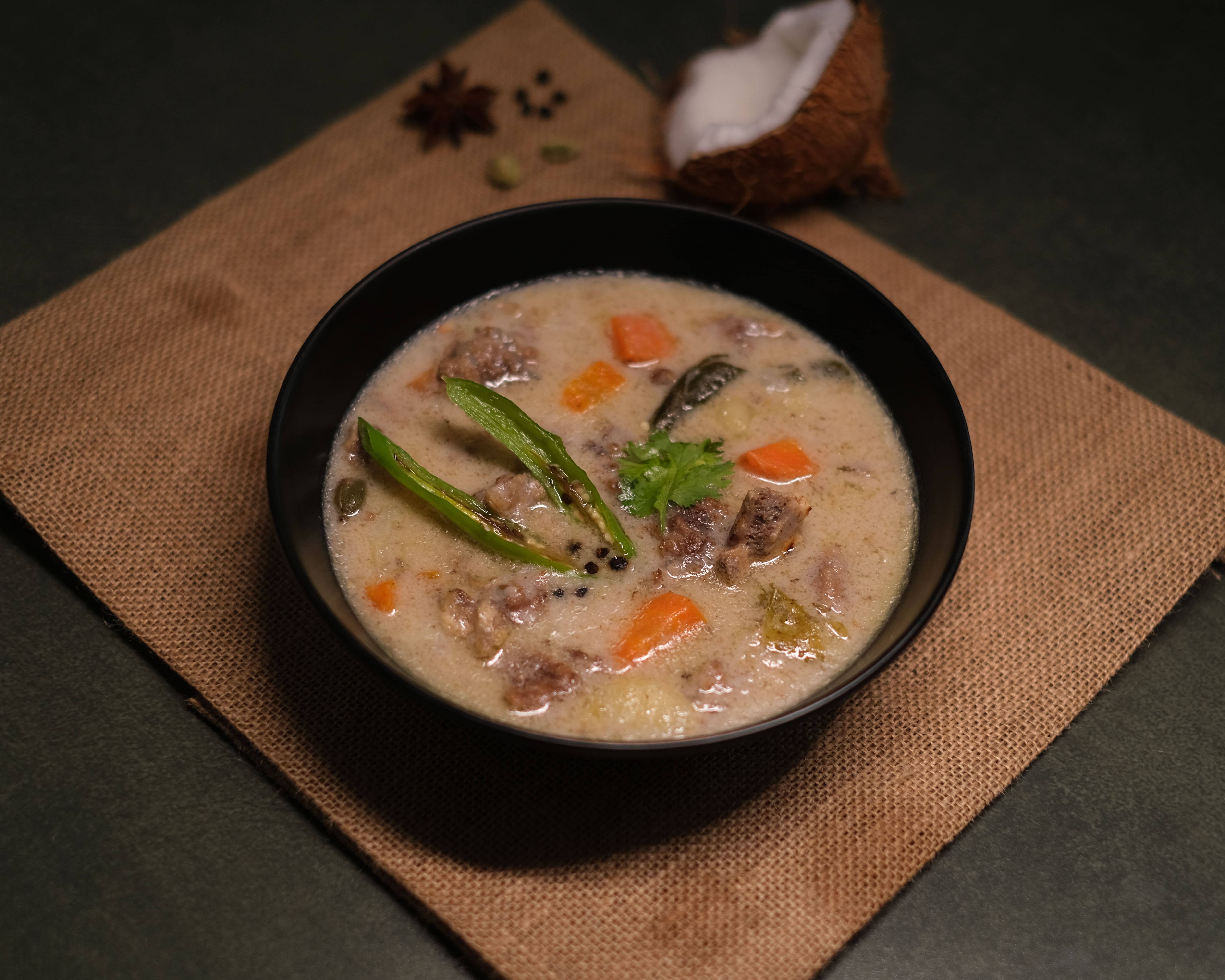 Sini Chechis, Thevera, Kochi | Zomato