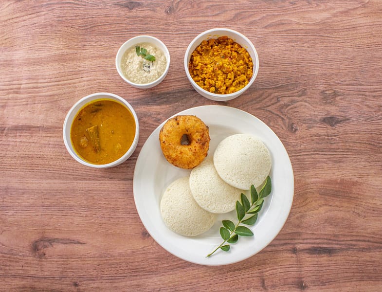 quick breakfast, breakfast before work, early breakfast near me, breakfast restaurants near me, breakfast spots - Nithya Amirtham - img3