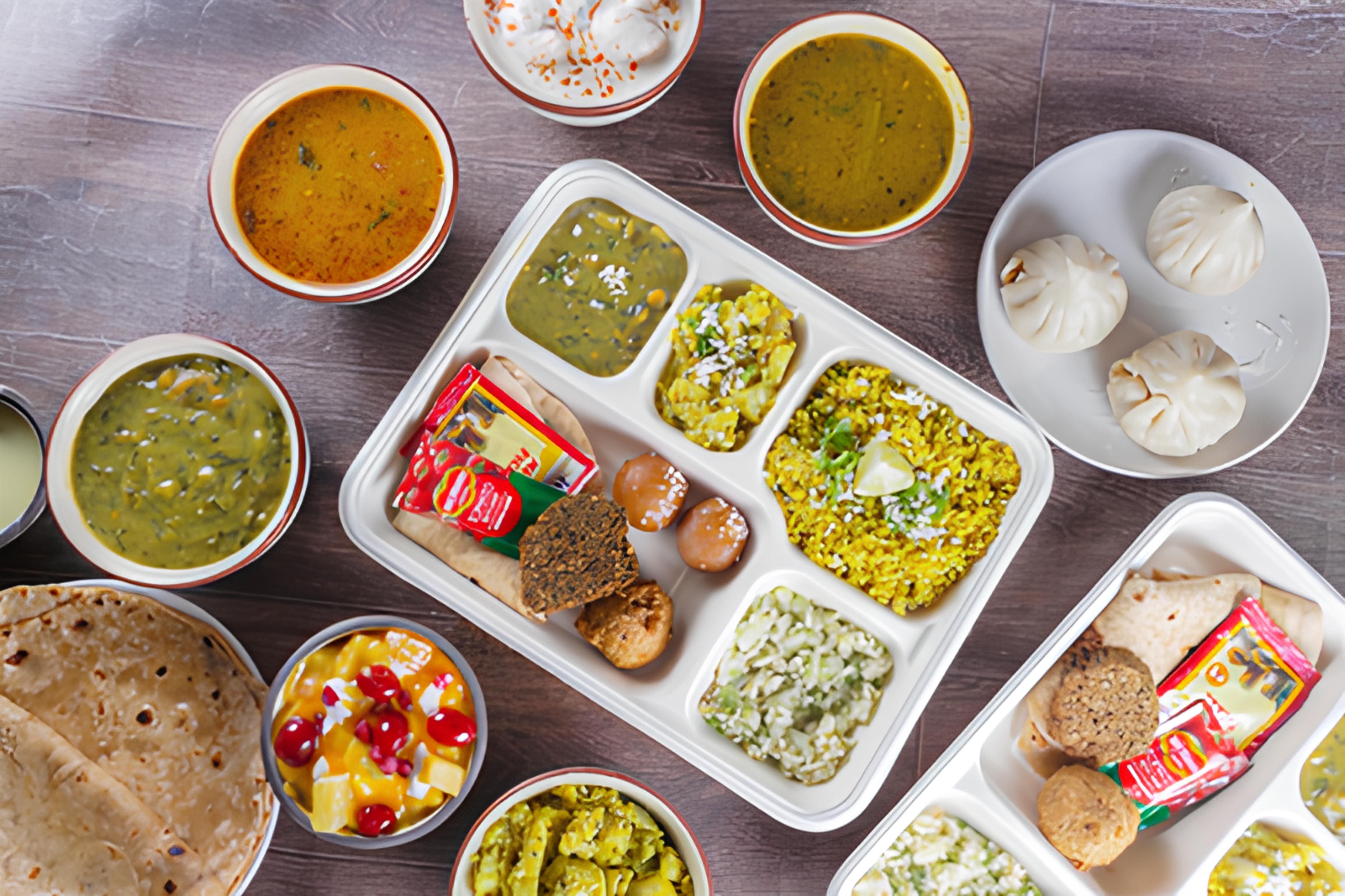 maharashtrian thali, veg thali, puran poli, bhakri, vegetarian restaurants - Hotel Shreyas - img4