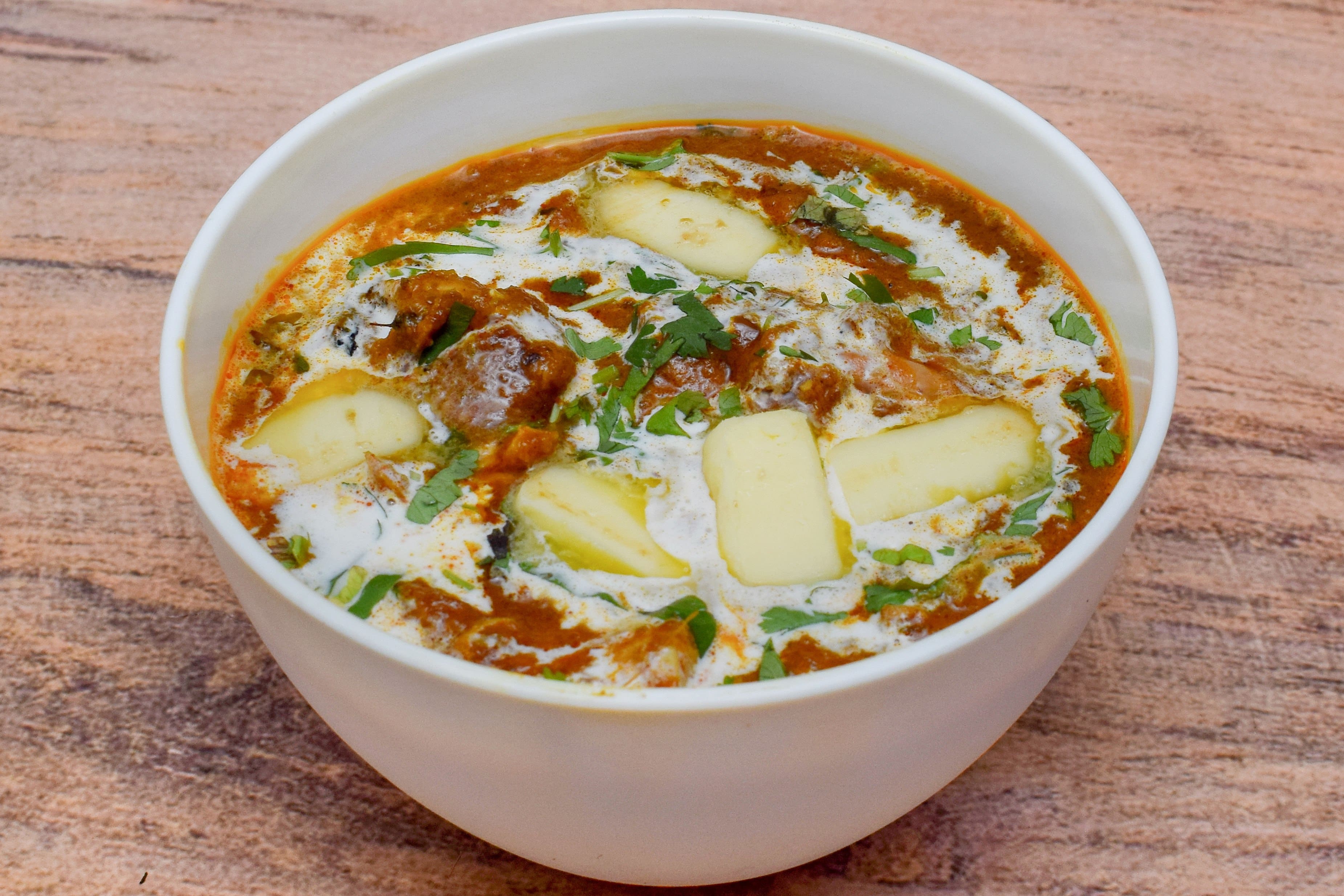 Lucky Dhaba Indian Restaurant - y02w2t3