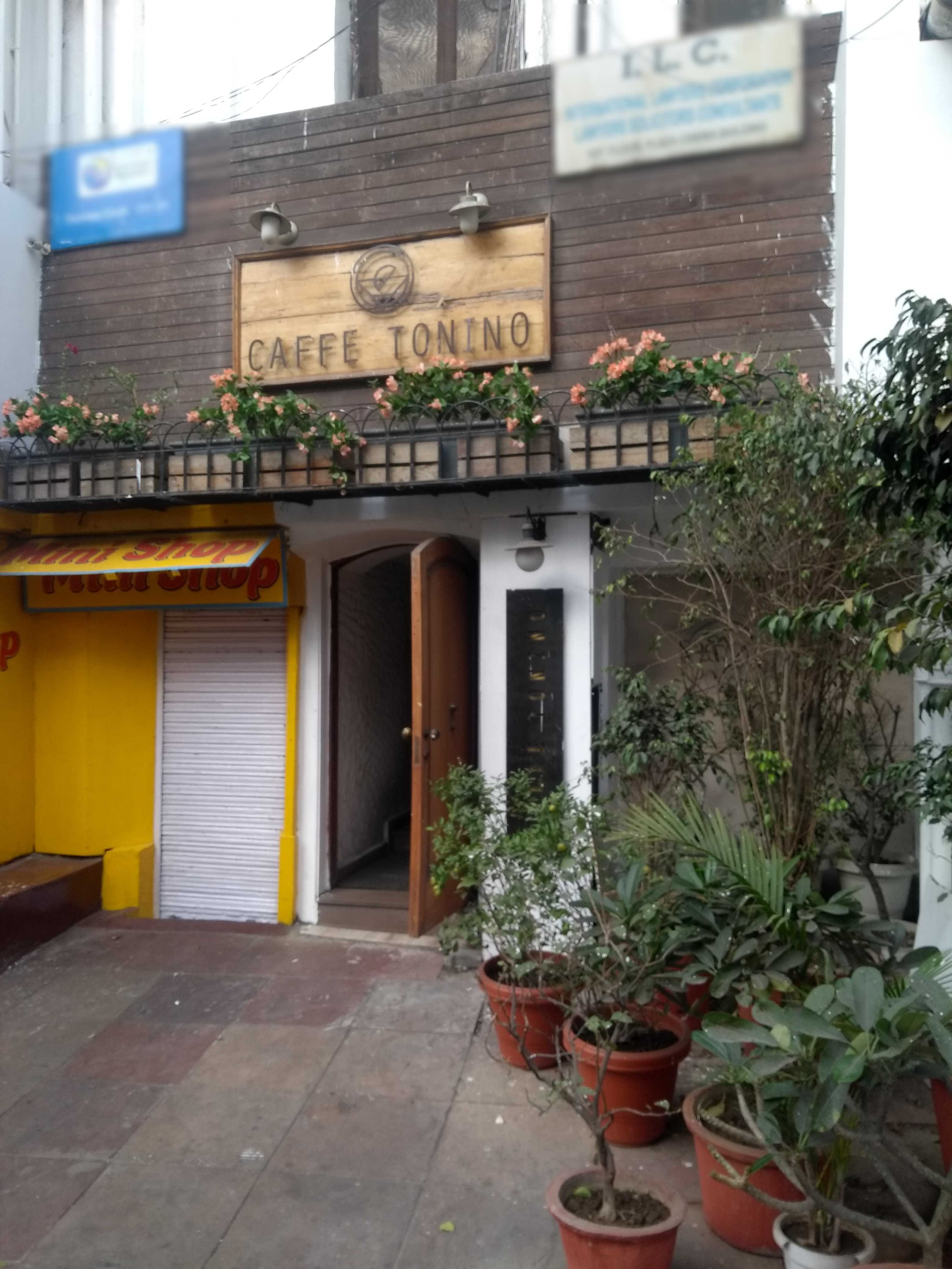 Caffe Tonino menù, Gurugram (Gurgaon) - Main Menu