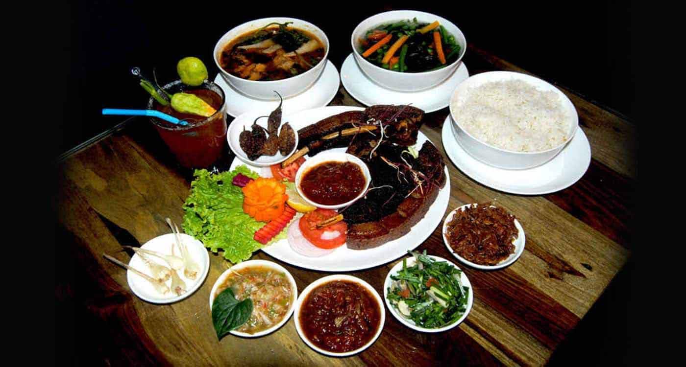 nuosh-naga-tribal-chuka-and-himalayan-pork-cuisine-south-city-2
