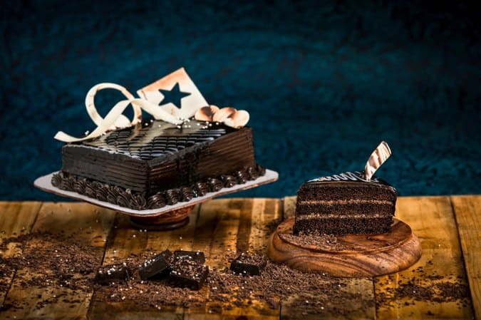 CHOCOLATE TRUFFLE CAKE 1 KG (Pre-Order Only) - FRESH CREAM CAKES