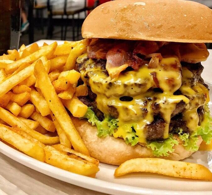Zark's Burgers, Bago Bantay, Quezon City Zomato Philippines