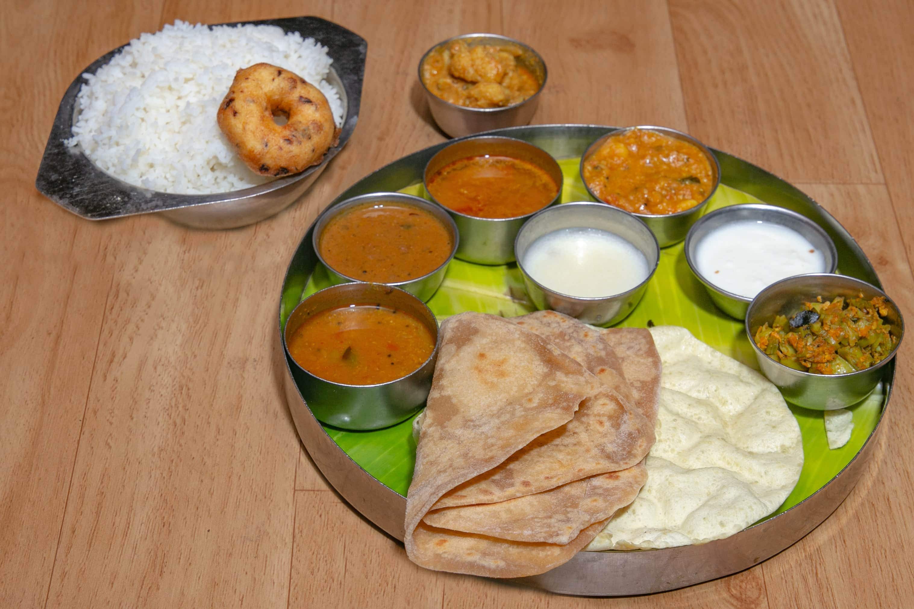 quick breakfast, breakfast before work, early breakfast near me, breakfast restaurants near me, breakfast spots - Hotel Saravana Bhavan - img5