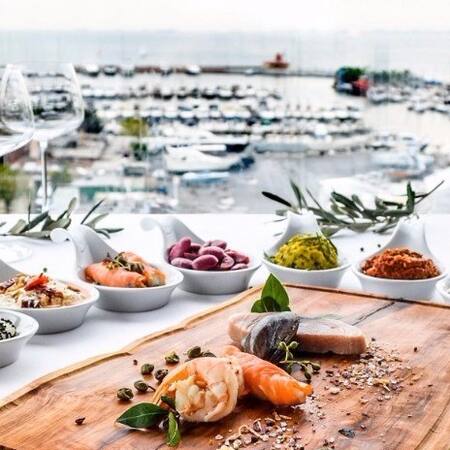 Restaurants In Wyndham Grand Istanbul Kalamis Marina Hotel Kalamis Kadikoy Istanbul Zomato Zomato Turkey