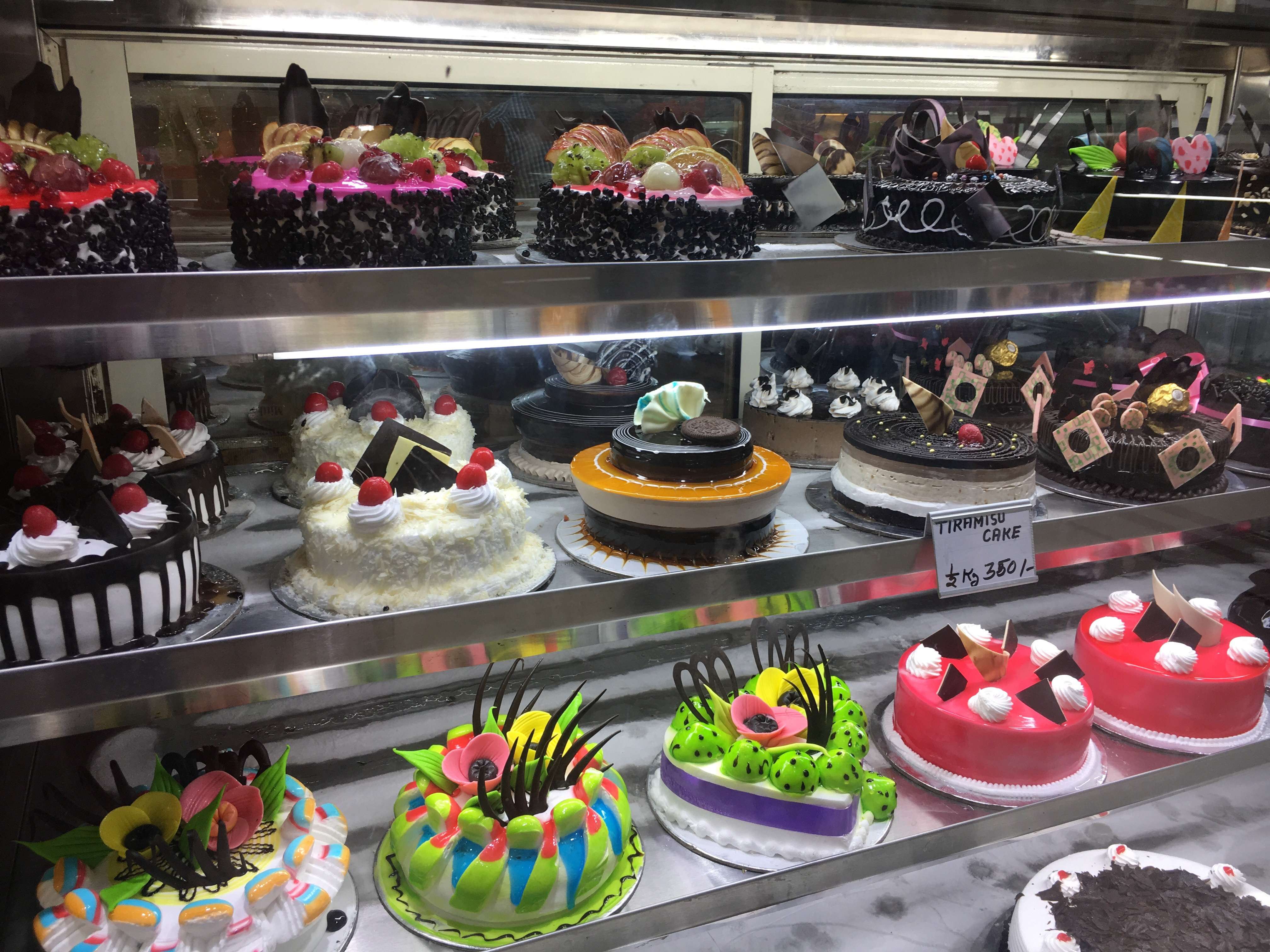 Palermo Bakery | Custom Cakes & Bakery