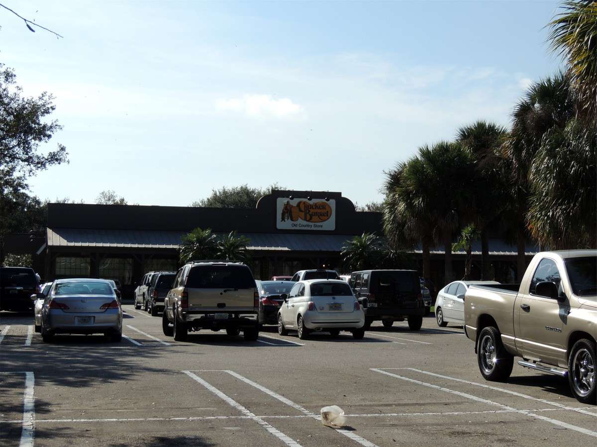 Cracker Barrel Old Country Store, Fort Myers, Fort Myers Zomato