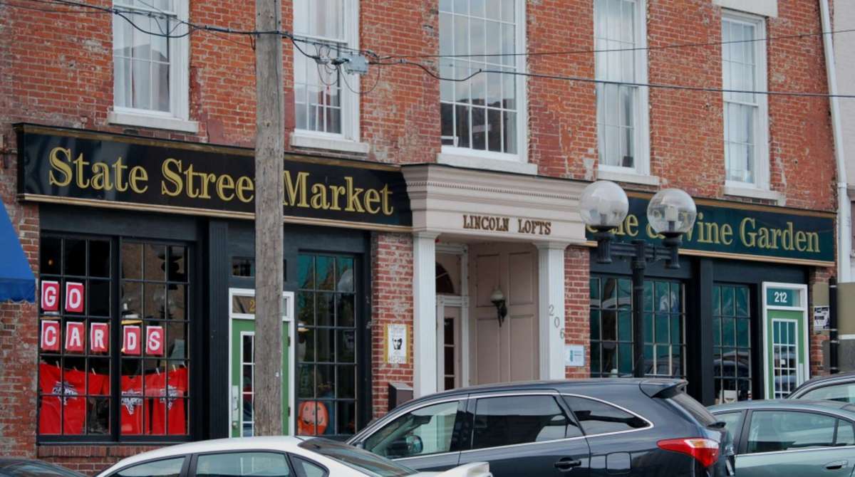 State Street Market, Alton, Alton Zomato