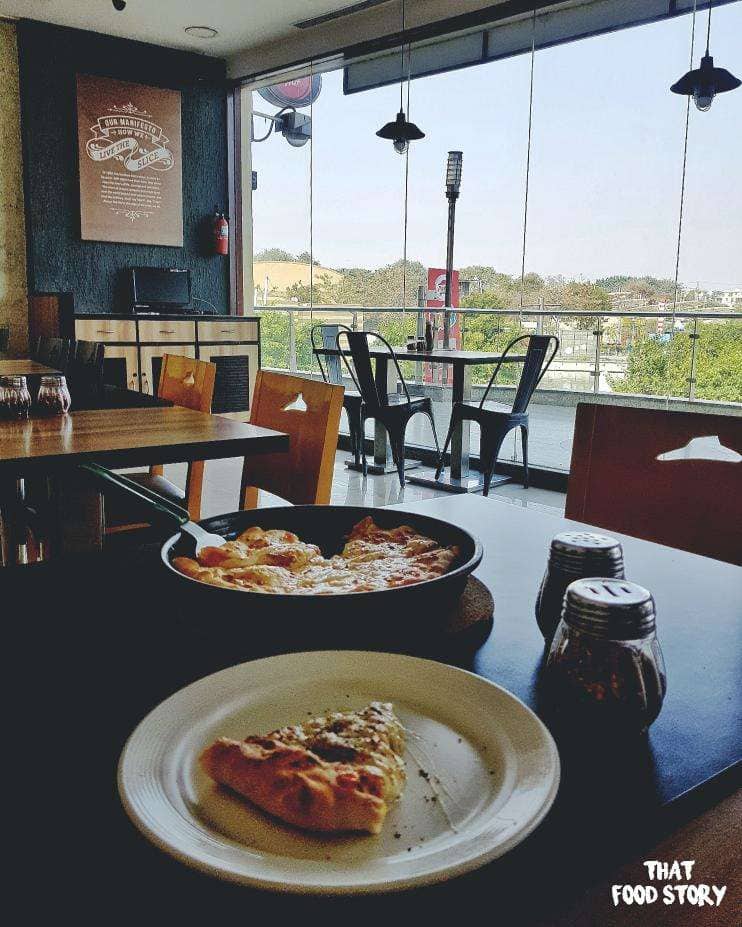 Pizza Hut Rajouri Garden Express Fasci Garden