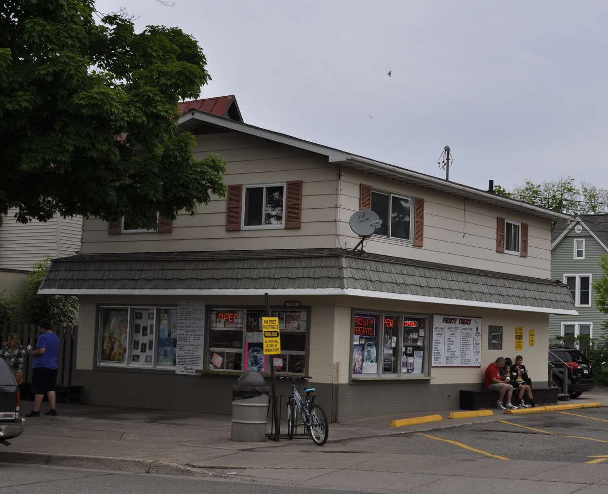 Frosty Treats, Marquette, Marquette Zomato