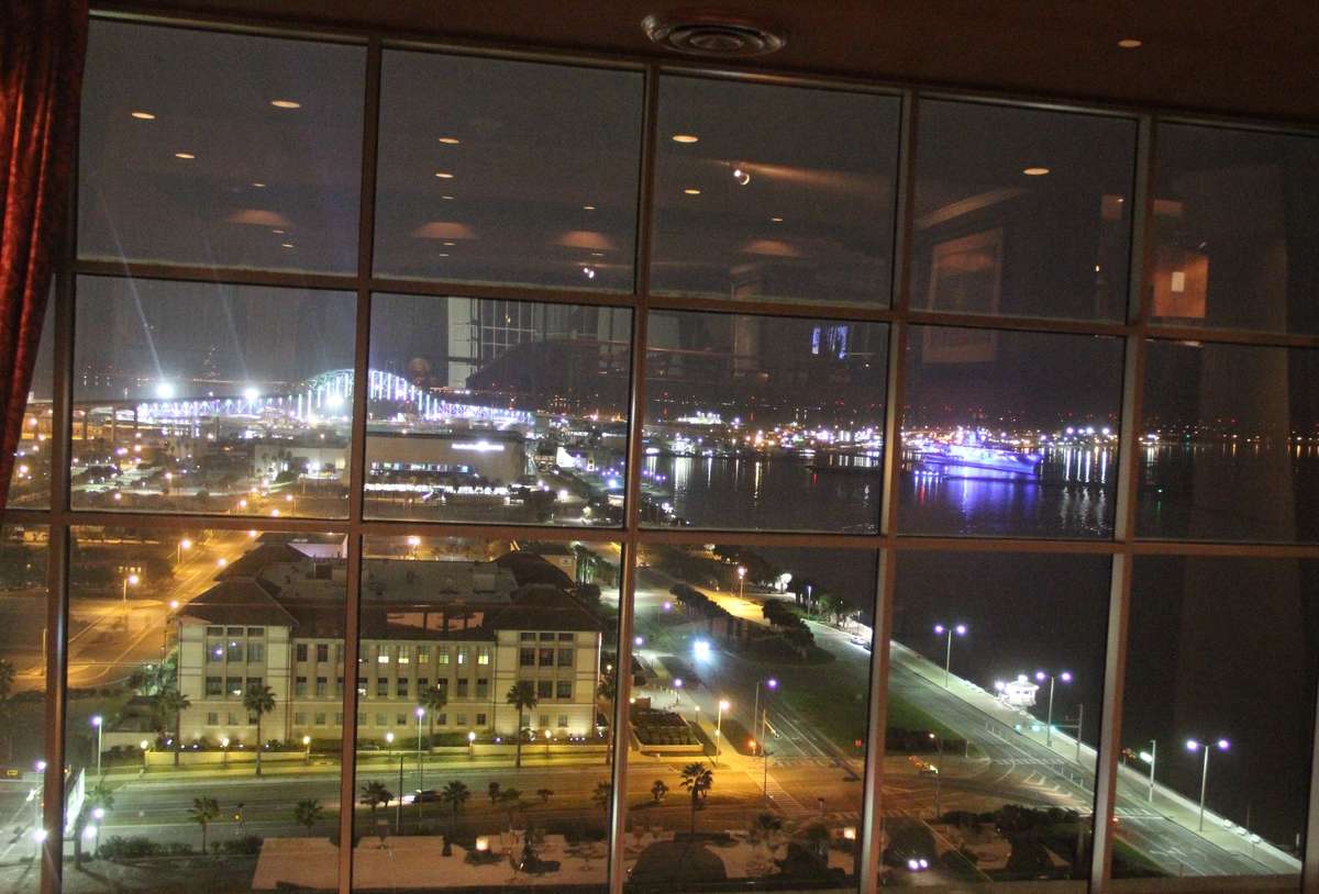Steakhouse Corpus Christi | Republic of Texas | Omni Hotel