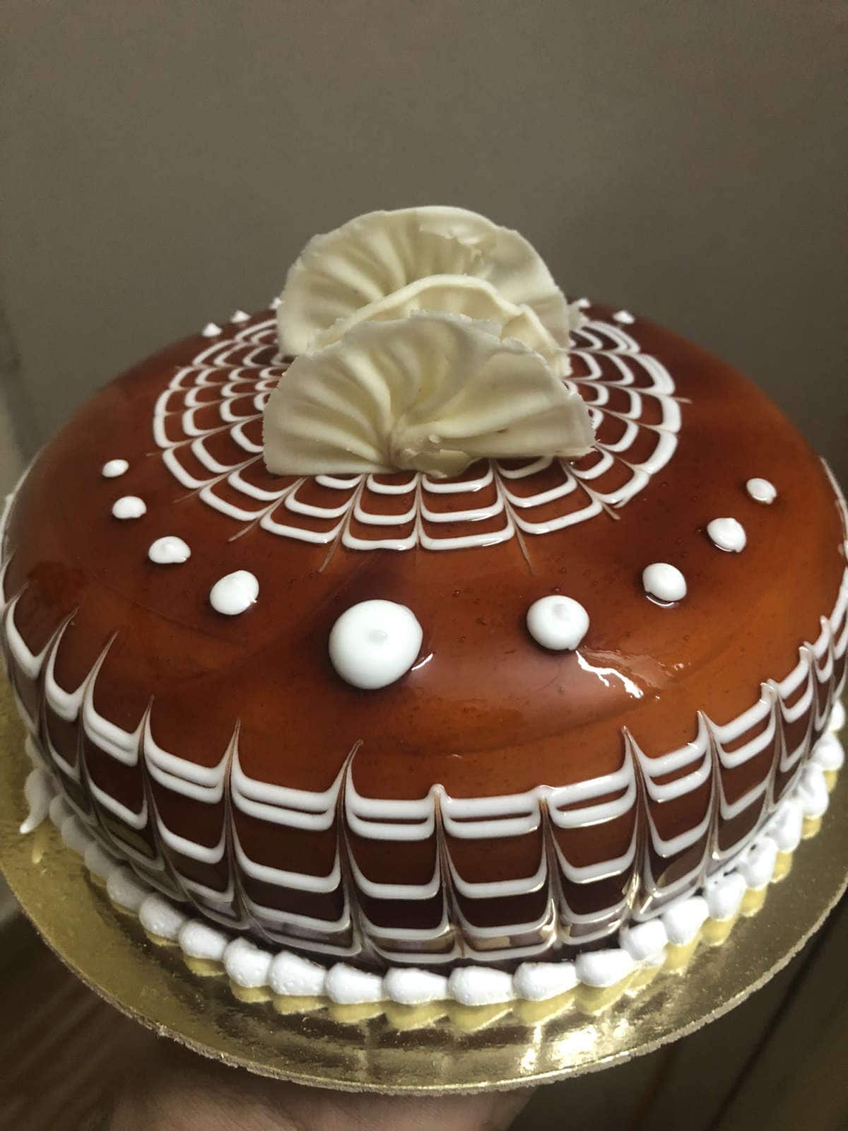 Bindaas Binge - All types of Cakes Avilable - Mumbai