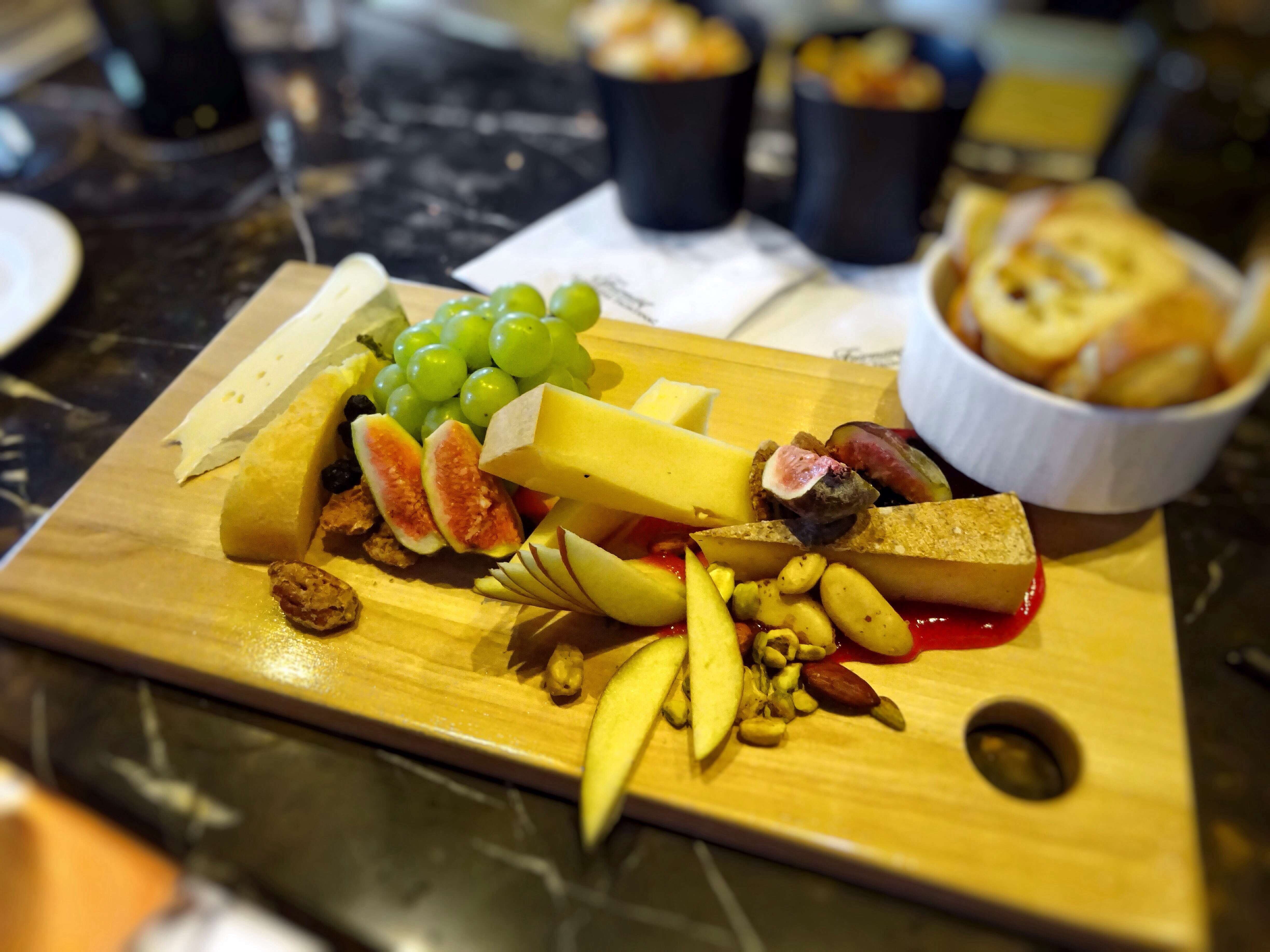 1608 Wine & Cheese Bar, Quebec City, Quebec City Zomato