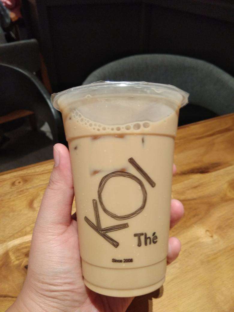 Koi Cafe Bekasi - Cafe