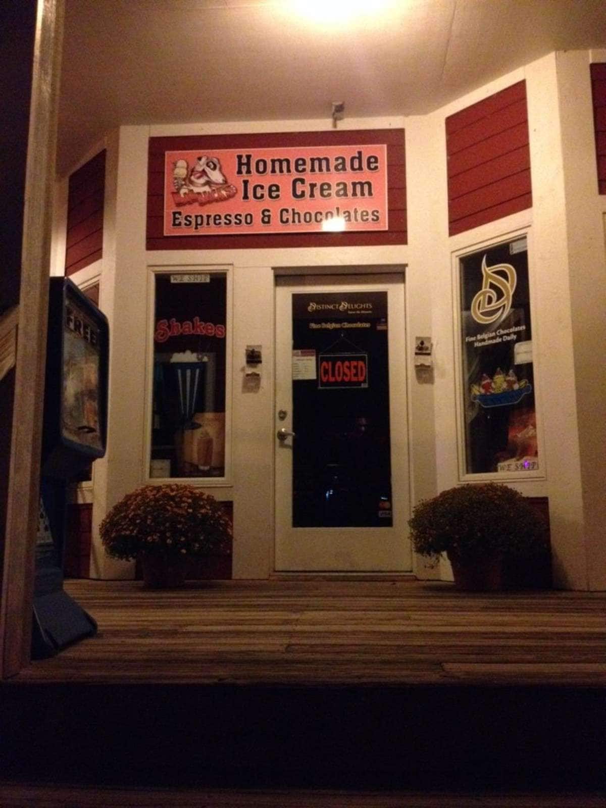 Big Buck's Homemade Ice Cream & Espresso Bar, Kitty Hawk, Kitty Hawk