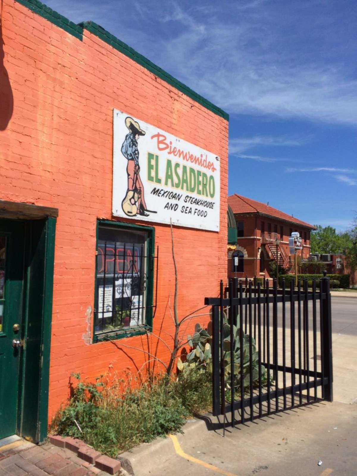 Asaderos Market In Yucaipa - um3jw5a
