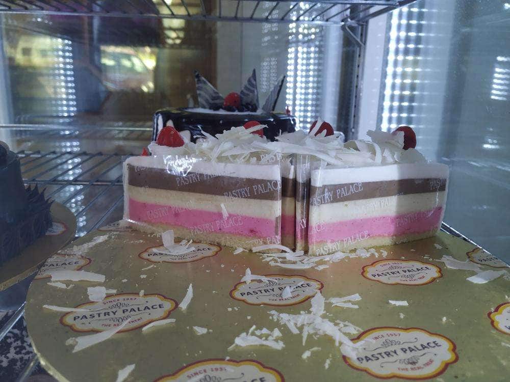 1523-Shaved Chocolate Delight – Wedding Cakes | Fresh Bakery | Pastry Palace  Las Vegas