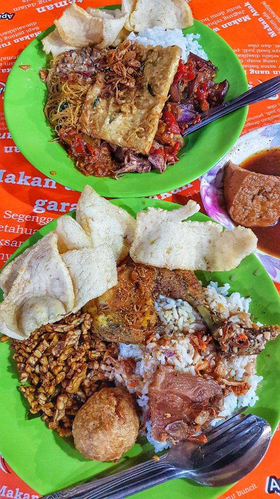 Nasi Uduk Ibu Sum Mangga Dua Jakarta Zomato