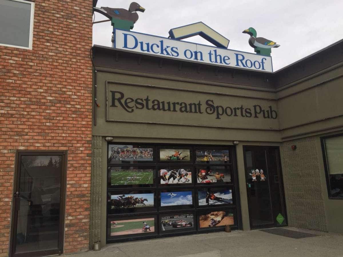 Ducks on the Roof Restaurant & Sports Pub, Cochrane, Cochrane Zomato