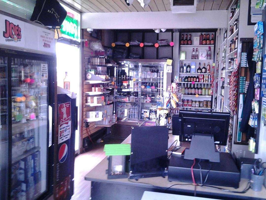 Joe's Drivein Liquor & Bar, Rock Springs, Rock Springs Zomato