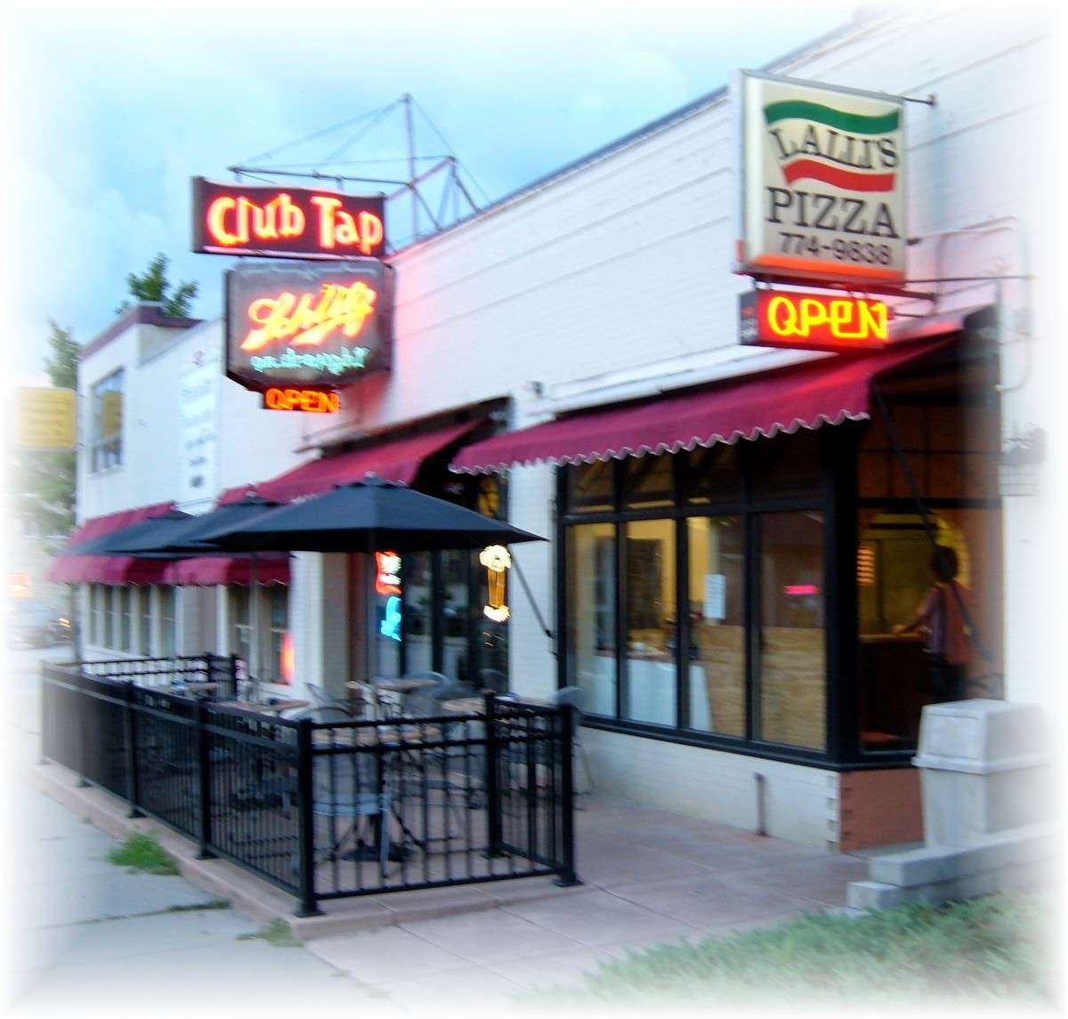 Lalli's Pizza, Wauwatosa, Milwaukee Zomato