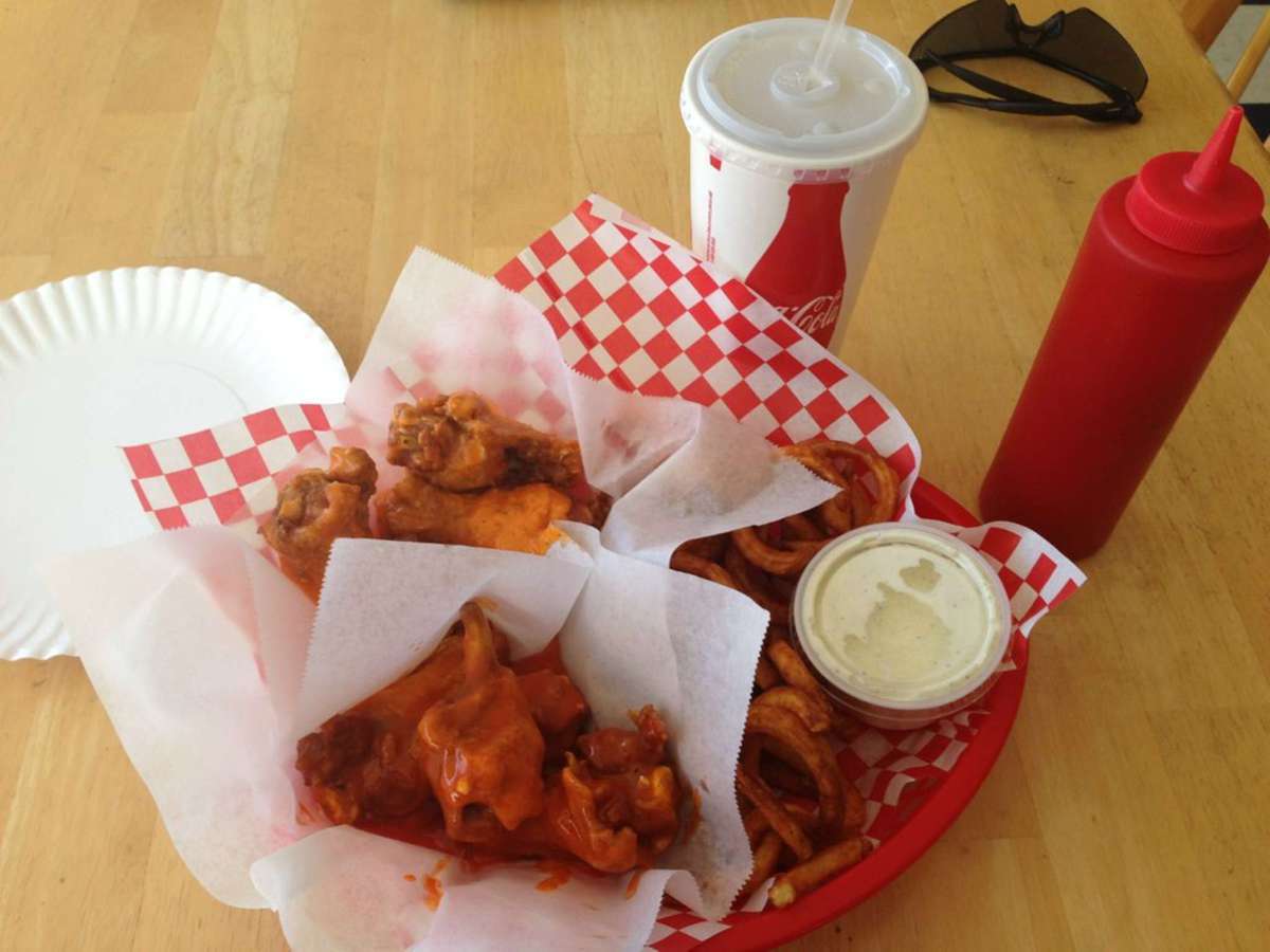 Wing Hut Aurora, Aurora, Denver Zomato