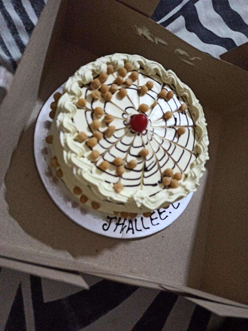 Vanilla Cake from Taj - 2 Kg. | Cakes from Taj Bakery