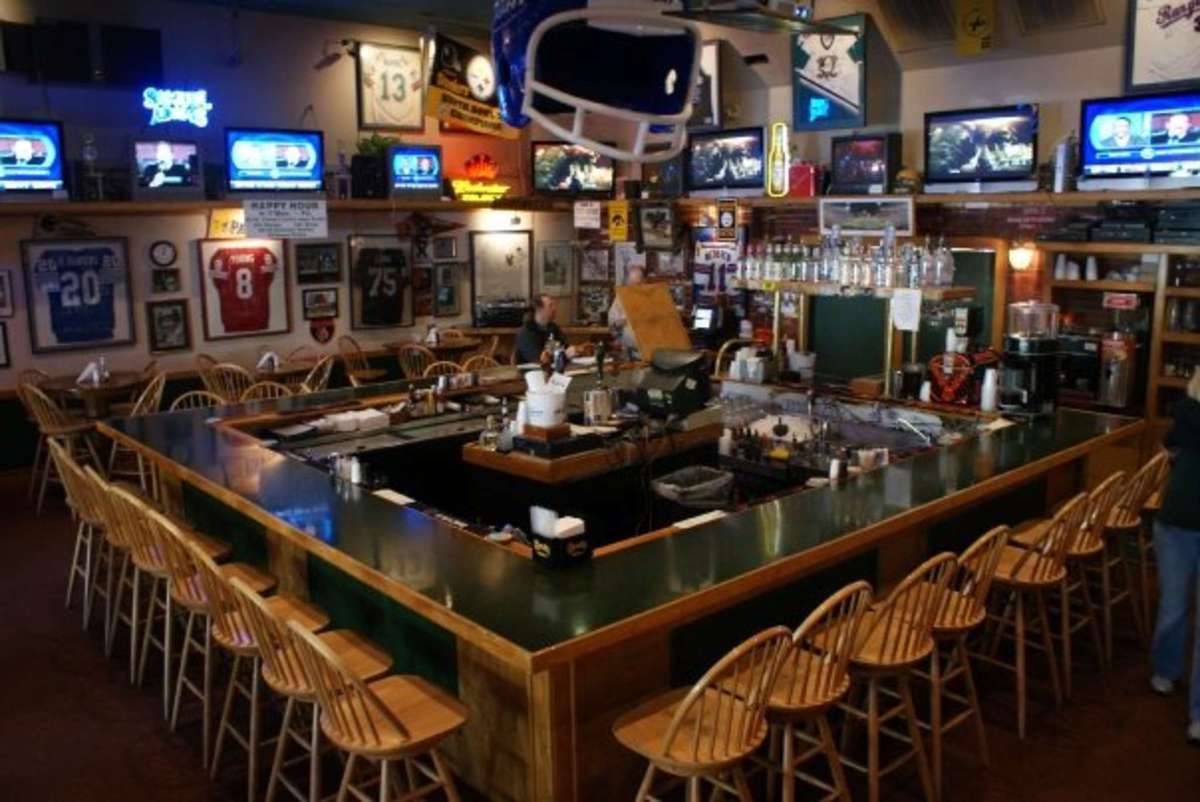 Casey's Sports Bar & Grille, Hilton Head Island, Hilton Head Island