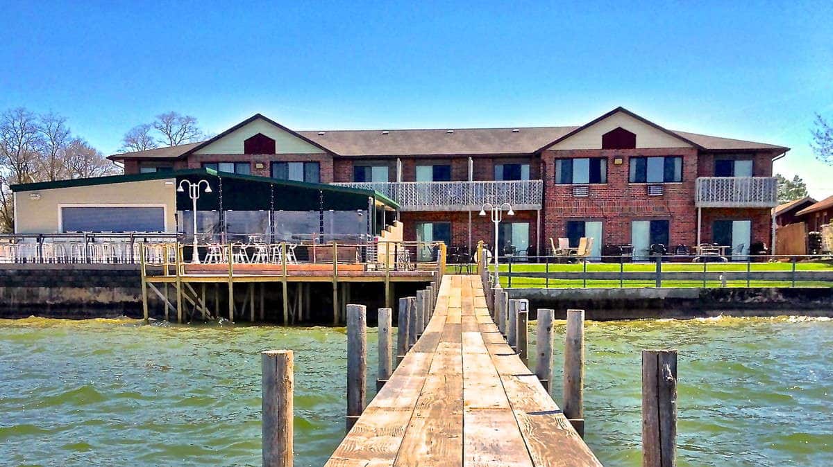 Menu of The Landing, Clear Lake, Clear Lake